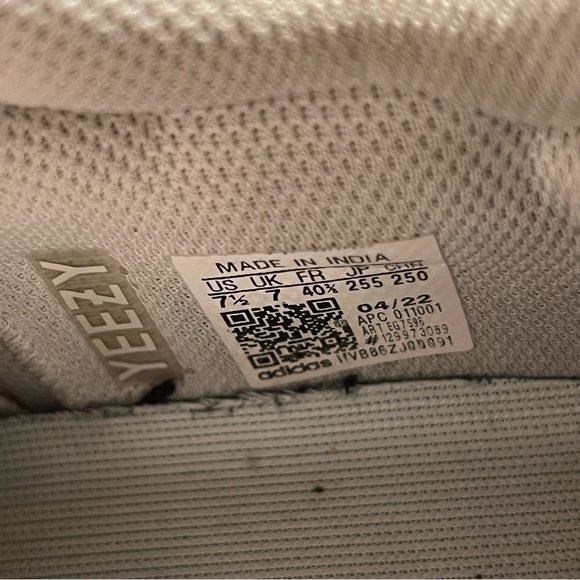 Adidas Yeezy Boost 700 Analog size 7.5 - Picture 4 of 8